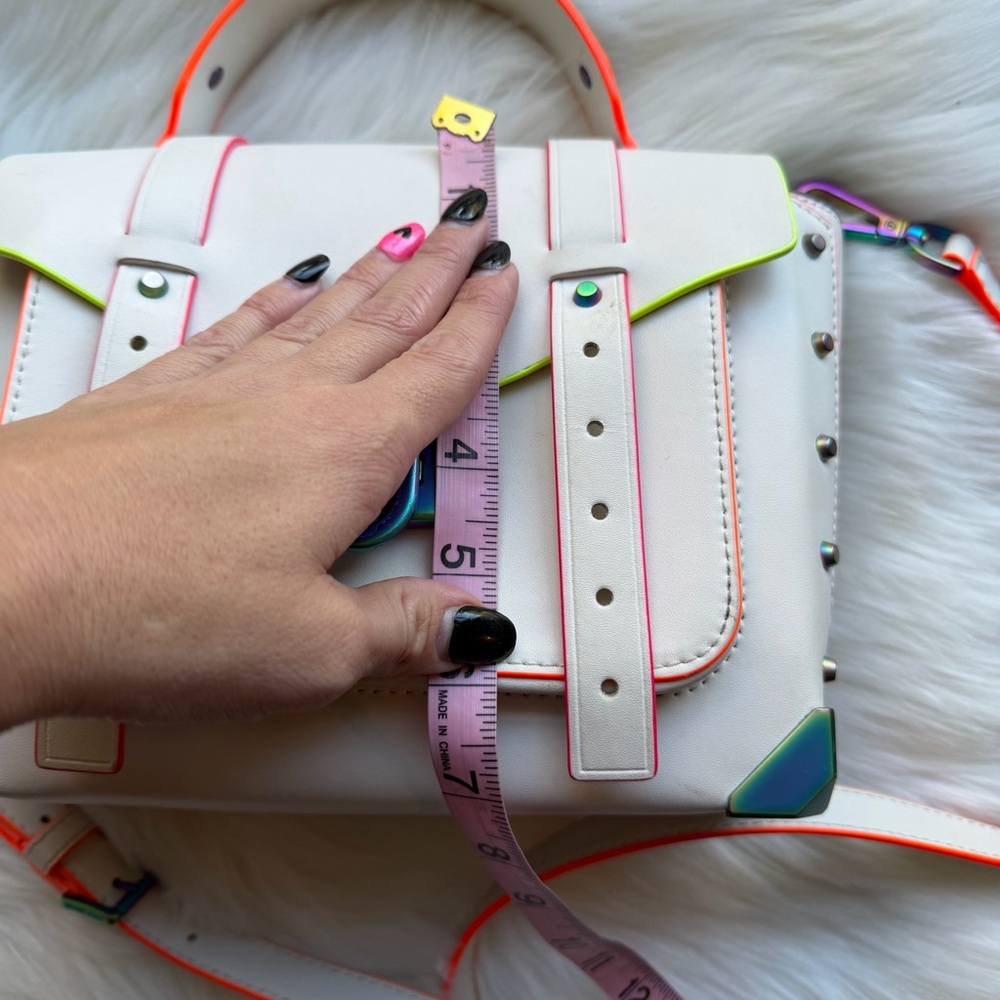 Michael Kors - Manhattan White & Neon Purse‎ - Picture 11 of 16